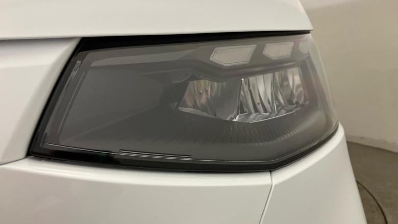 Volkswagen Transporter T32 Lwb Diesel 2.0 TDI 150 Commerce Plus Van